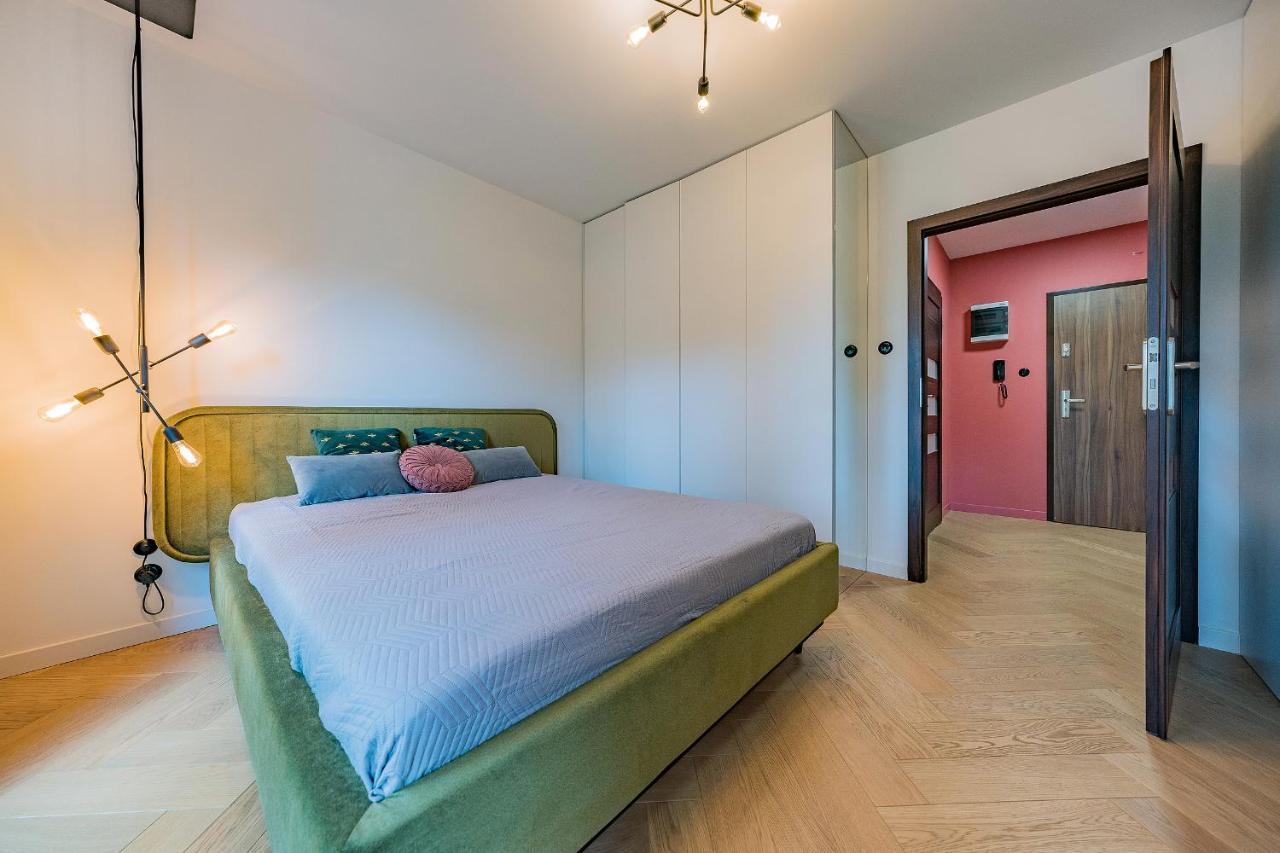 Huoneisto Hello Chmielna With Private Parking And Balcony *