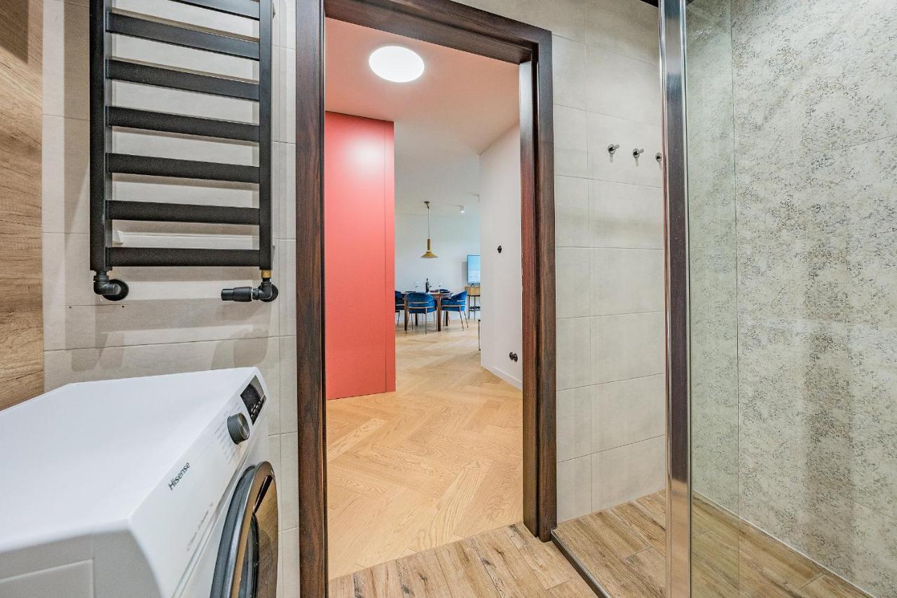 Hello Chmielna With Private Parking And Balcony Huoneisto Gdańsk